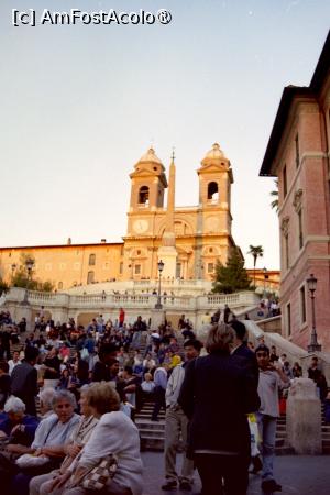 [P17] Roma 1999, Scările spaniole » foto by Dragoș_MD
 - 
<span class="allrVoted glyphicon glyphicon-heart hidden" id="av1473512"></span>
<a class="m-l-10 hidden" id="sv1473512" onclick="voting_Foto_DelVot(,1473512,3406)" role="button">șterge vot <span class="glyphicon glyphicon-remove"></span></a>
<a id="v91473512" class=" c-red"  onclick="voting_Foto_SetVot(1473512)" role="button"><span class="glyphicon glyphicon-heart-empty"></span> <b>LIKE</b> = Votează poza</a> <img class="hidden"  id="f1473512W9" src="/imagini/loader.gif" border="0" /><span class="AjErrMes hidden" id="e1473512ErM"></span>