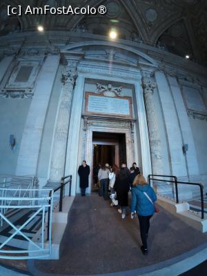 [P28] Roma 2025, Catedrala San Pietro, porta sacra » foto by Dragoș_MD
 - 
<span class="allrVoted glyphicon glyphicon-heart hidden" id="av1473523"></span>
<a class="m-l-10 hidden" id="sv1473523" onclick="voting_Foto_DelVot(,1473523,3406)" role="button">șterge vot <span class="glyphicon glyphicon-remove"></span></a>
<a id="v91473523" class=" c-red"  onclick="voting_Foto_SetVot(1473523)" role="button"><span class="glyphicon glyphicon-heart-empty"></span> <b>LIKE</b> = Votează poza</a> <img class="hidden"  id="f1473523W9" src="/imagini/loader.gif" border="0" /><span class="AjErrMes hidden" id="e1473523ErM"></span>
