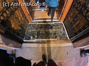 [P29] Roma 2025, Catedrala San Pietro, porta sacra » foto by Dragoș_MD
 - 
<span class="allrVoted glyphicon glyphicon-heart hidden" id="av1473524"></span>
<a class="m-l-10 hidden" id="sv1473524" onclick="voting_Foto_DelVot(,1473524,3406)" role="button">șterge vot <span class="glyphicon glyphicon-remove"></span></a>
<a id="v91473524" class=" c-red"  onclick="voting_Foto_SetVot(1473524)" role="button"><span class="glyphicon glyphicon-heart-empty"></span> <b>LIKE</b> = Votează poza</a> <img class="hidden"  id="f1473524W9" src="/imagini/loader.gif" border="0" /><span class="AjErrMes hidden" id="e1473524ErM"></span>
