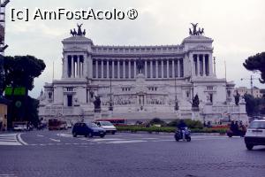 [P06] Roma 1999, Piazza Venezia - Altare della Patria » foto by Dragoș_MD
 - 
<span class="allrVoted glyphicon glyphicon-heart hidden" id="av1473501"></span>
<a class="m-l-10 hidden" id="sv1473501" onclick="voting_Foto_DelVot(,1473501,3406)" role="button">șterge vot <span class="glyphicon glyphicon-remove"></span></a>
<a id="v91473501" class=" c-red"  onclick="voting_Foto_SetVot(1473501)" role="button"><span class="glyphicon glyphicon-heart-empty"></span> <b>LIKE</b> = Votează poza</a> <img class="hidden"  id="f1473501W9" src="/imagini/loader.gif" border="0" /><span class="AjErrMes hidden" id="e1473501ErM"></span>