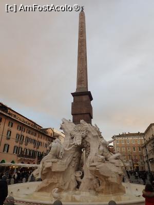 [P77] Roma 2025, Piazza Navona, fontana degli 4 fiumi » foto by Dragoș_MD
 - 
<span class="allrVoted glyphicon glyphicon-heart hidden" id="av1473572"></span>
<a class="m-l-10 hidden" id="sv1473572" onclick="voting_Foto_DelVot(,1473572,3406)" role="button">șterge vot <span class="glyphicon glyphicon-remove"></span></a>
<a id="v91473572" class=" c-red"  onclick="voting_Foto_SetVot(1473572)" role="button"><span class="glyphicon glyphicon-heart-empty"></span> <b>LIKE</b> = Votează poza</a> <img class="hidden"  id="f1473572W9" src="/imagini/loader.gif" border="0" /><span class="AjErrMes hidden" id="e1473572ErM"></span>