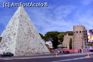 [P95] Roma 1999, Piramide » foto by Dragoș_MD
 - 
<span class="allrVoted glyphicon glyphicon-heart hidden" id="av1473590"></span>
<a class="m-l-10 hidden" id="sv1473590" onclick="voting_Foto_DelVot(,1473590,3406)" role="button">șterge vot <span class="glyphicon glyphicon-remove"></span></a>
<a id="v91473590" class=" c-red"  onclick="voting_Foto_SetVot(1473590)" role="button"><span class="glyphicon glyphicon-heart-empty"></span> <b>LIKE</b> = Votează poza</a> <img class="hidden"  id="f1473590W9" src="/imagini/loader.gif" border="0" /><span class="AjErrMes hidden" id="e1473590ErM"></span>