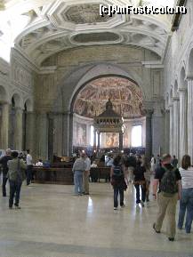 [P74] Chiesa di San Pietro in Vincoli » foto by cristi_an3000
 - 
<span class="allrVoted glyphicon glyphicon-heart hidden" id="av151009"></span>
<a class="m-l-10 hidden" id="sv151009" onclick="voting_Foto_DelVot(,151009,3406)" role="button">șterge vot <span class="glyphicon glyphicon-remove"></span></a>
<a id="v9151009" class=" c-red"  onclick="voting_Foto_SetVot(151009)" role="button"><span class="glyphicon glyphicon-heart-empty"></span> <b>LIKE</b> = Votează poza</a> <img class="hidden"  id="f151009W9" src="/imagini/loader.gif" border="0" /><span class="AjErrMes hidden" id="e151009ErM"></span>