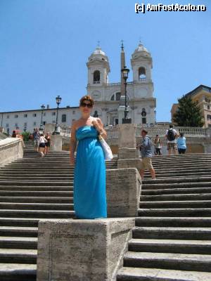 [P24] Piata Spaniei, Treptele spaniole si Trinita dei Monti.  » foto by gettutza
 - 
<span class="allrVoted glyphicon glyphicon-heart hidden" id="av379749"></span>
<a class="m-l-10 hidden" id="sv379749" onclick="voting_Foto_DelVot(,379749,3406)" role="button">șterge vot <span class="glyphicon glyphicon-remove"></span></a>
<a id="v9379749" class=" c-red"  onclick="voting_Foto_SetVot(379749)" role="button"><span class="glyphicon glyphicon-heart-empty"></span> <b>LIKE</b> = Votează poza</a> <img class="hidden"  id="f379749W9" src="/imagini/loader.gif" border="0" /><span class="AjErrMes hidden" id="e379749ErM"></span>