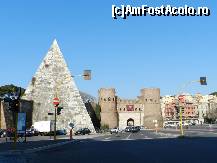 [P27] Piramida Cestia » foto by diana-s
 - 
<span class="allrVoted glyphicon glyphicon-heart hidden" id="av300517"></span>
<a class="m-l-10 hidden" id="sv300517" onclick="voting_Foto_DelVot(,300517,3406)" role="button">șterge vot <span class="glyphicon glyphicon-remove"></span></a>
<a id="v9300517" class=" c-red"  onclick="voting_Foto_SetVot(300517)" role="button"><span class="glyphicon glyphicon-heart-empty"></span> <b>LIKE</b> = Votează poza</a> <img class="hidden"  id="f300517W9" src="/imagini/loader.gif" border="0" /><span class="AjErrMes hidden" id="e300517ErM"></span>