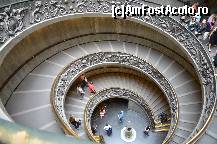 [P51] Scara pe care se iese din muzeele vaticane » foto by Muffin2009*
 - 
<span class="allrVoted glyphicon glyphicon-heart hidden" id="av323418"></span>
<a class="m-l-10 hidden" id="sv323418" onclick="voting_Foto_DelVot(,323418,3406)" role="button">șterge vot <span class="glyphicon glyphicon-remove"></span></a>
<a id="v9323418" class=" c-red"  onclick="voting_Foto_SetVot(323418)" role="button"><span class="glyphicon glyphicon-heart-empty"></span> <b>LIKE</b> = Votează poza</a> <img class="hidden"  id="f323418W9" src="/imagini/loader.gif" border="0" /><span class="AjErrMes hidden" id="e323418ErM"></span>