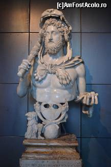 [P109] Imparatul Commodus, Palazzo dei Conservatori » foto by Muffin2009*
 - 
<span class="allrVoted glyphicon glyphicon-heart hidden" id="av325156"></span>
<a class="m-l-10 hidden" id="sv325156" onclick="voting_Foto_DelVot(,325156,3406)" role="button">șterge vot <span class="glyphicon glyphicon-remove"></span></a>
<a id="v9325156" class=" c-red"  onclick="voting_Foto_SetVot(325156)" role="button"><span class="glyphicon glyphicon-heart-empty"></span> <b>LIKE</b> = Votează poza</a> <img class="hidden"  id="f325156W9" src="/imagini/loader.gif" border="0" /><span class="AjErrMes hidden" id="e325156ErM"></span>