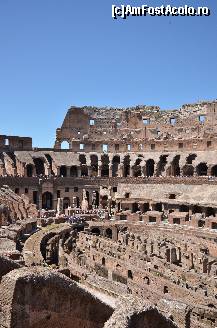 [P30] Colosseumul in interior » foto by Muffin2009*
 - 
<span class="allrVoted glyphicon glyphicon-heart hidden" id="av325023"></span>
<a class="m-l-10 hidden" id="sv325023" onclick="voting_Foto_DelVot(,325023,3406)" role="button">șterge vot <span class="glyphicon glyphicon-remove"></span></a>
<a id="v9325023" class=" c-red"  onclick="voting_Foto_SetVot(325023)" role="button"><span class="glyphicon glyphicon-heart-empty"></span> <b>LIKE</b> = Votează poza</a> <img class="hidden"  id="f325023W9" src="/imagini/loader.gif" border="0" /><span class="AjErrMes hidden" id="e325023ErM"></span>