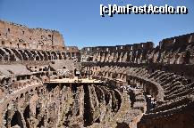 [P31] Colosseumul in interior » foto by Muffin2009*
 - 
<span class="allrVoted glyphicon glyphicon-heart hidden" id="av325024"></span>
<a class="m-l-10 hidden" id="sv325024" onclick="voting_Foto_DelVot(,325024,3406)" role="button">șterge vot <span class="glyphicon glyphicon-remove"></span></a>
<a id="v9325024" class=" c-red"  onclick="voting_Foto_SetVot(325024)" role="button"><span class="glyphicon glyphicon-heart-empty"></span> <b>LIKE</b> = Votează poza</a> <img class="hidden"  id="f325024W9" src="/imagini/loader.gif" border="0" /><span class="AjErrMes hidden" id="e325024ErM"></span>