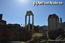 [P57] Templul lui Castor si Pollux in centru si Templul Vestalelor in dreapta » foto by Muffin2009*
 - 
<span class="allrVoted glyphicon glyphicon-heart hidden" id="av325050"></span>
<a class="m-l-10 hidden" id="sv325050" onclick="voting_Foto_DelVot(,325050,3406)" role="button">șterge vot <span class="glyphicon glyphicon-remove"></span></a>
<a id="v9325050" class=" c-red"  onclick="voting_Foto_SetVot(325050)" role="button"><span class="glyphicon glyphicon-heart-empty"></span> <b>LIKE</b> = Votează poza</a> <img class="hidden"  id="f325050W9" src="/imagini/loader.gif" border="0" /><span class="AjErrMes hidden" id="e325050ErM"></span>