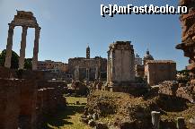 [P59] Templul lui Castor si Pollux in stanga si Templul Vestalelor in dreapta » foto by Muffin2009*
 - 
<span class="allrVoted glyphicon glyphicon-heart hidden" id="av325052"></span>
<a class="m-l-10 hidden" id="sv325052" onclick="voting_Foto_DelVot(,325052,3406)" role="button">șterge vot <span class="glyphicon glyphicon-remove"></span></a>
<a id="v9325052" class=" c-red"  onclick="voting_Foto_SetVot(325052)" role="button"><span class="glyphicon glyphicon-heart-empty"></span> <b>LIKE</b> = Votează poza</a> <img class="hidden"  id="f325052W9" src="/imagini/loader.gif" border="0" /><span class="AjErrMes hidden" id="e325052ErM"></span>