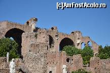 [P63] Basilica lui Maxentius si Constantin » foto by Muffin2009*
 - 
<span class="allrVoted glyphicon glyphicon-heart hidden" id="av325057"></span>
<a class="m-l-10 hidden" id="sv325057" onclick="voting_Foto_DelVot(,325057,3406)" role="button">șterge vot <span class="glyphicon glyphicon-remove"></span></a>
<a id="v9325057" class=" c-red"  onclick="voting_Foto_SetVot(325057)" role="button"><span class="glyphicon glyphicon-heart-empty"></span> <b>LIKE</b> = Votează poza</a> <img class="hidden"  id="f325057W9" src="/imagini/loader.gif" border="0" /><span class="AjErrMes hidden" id="e325057ErM"></span>