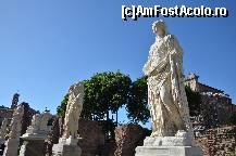 [P68] Casa Vestalelor » foto by Muffin2009*
 - 
<span class="allrVoted glyphicon glyphicon-heart hidden" id="av325066"></span>
<a class="m-l-10 hidden" id="sv325066" onclick="voting_Foto_DelVot(,325066,3406)" role="button">șterge vot <span class="glyphicon glyphicon-remove"></span></a>
<a id="v9325066" class=" c-red"  onclick="voting_Foto_SetVot(325066)" role="button"><span class="glyphicon glyphicon-heart-empty"></span> <b>LIKE</b> = Votează poza</a> <img class="hidden"  id="f325066W9" src="/imagini/loader.gif" border="0" /><span class="AjErrMes hidden" id="e325066ErM"></span>