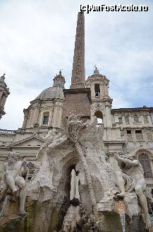 [P11] Piazza Navona- Fantana Celor Patru Fluvii » foto by Muffin2009*
 - 
<span class="allrVoted glyphicon glyphicon-heart hidden" id="av325629"></span>
<a class="m-l-10 hidden" id="sv325629" onclick="voting_Foto_DelVot(,325629,3406)" role="button">șterge vot <span class="glyphicon glyphicon-remove"></span></a>
<a id="v9325629" class=" c-red"  onclick="voting_Foto_SetVot(325629)" role="button"><span class="glyphicon glyphicon-heart-empty"></span> <b>LIKE</b> = Votează poza</a> <img class="hidden"  id="f325629W9" src="/imagini/loader.gif" border="0" /><span class="AjErrMes hidden" id="e325629ErM"></span>