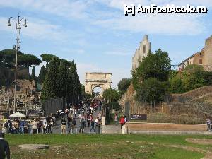 [P16] Intrarea pe Colina Palatina si catre Forumurile Romane » foto by vlado2
 - 
<span class="allrVoted glyphicon glyphicon-heart hidden" id="av481522"></span>
<a class="m-l-10 hidden" id="sv481522" onclick="voting_Foto_DelVot(,481522,3406)" role="button">șterge vot <span class="glyphicon glyphicon-remove"></span></a>
<a id="v9481522" class=" c-red"  onclick="voting_Foto_SetVot(481522)" role="button"><span class="glyphicon glyphicon-heart-empty"></span> <b>LIKE</b> = Votează poza</a> <img class="hidden"  id="f481522W9" src="/imagini/loader.gif" border="0" /><span class="AjErrMes hidden" id="e481522ErM"></span>