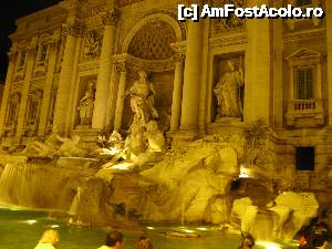 [P27] Fontana di Trevi, Roma » foto by vlado2
 - 
<span class="allrVoted glyphicon glyphicon-heart hidden" id="av488393"></span>
<a class="m-l-10 hidden" id="sv488393" onclick="voting_Foto_DelVot(,488393,3406)" role="button">șterge vot <span class="glyphicon glyphicon-remove"></span></a>
<a id="v9488393" class=" c-red"  onclick="voting_Foto_SetVot(488393)" role="button"><span class="glyphicon glyphicon-heart-empty"></span> <b>LIKE</b> = Votează poza</a> <img class="hidden"  id="f488393W9" src="/imagini/loader.gif" border="0" /><span class="AjErrMes hidden" id="e488393ErM"></span>