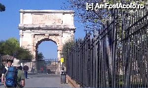 [P06] Arcul lui Titus de lângă Forumul Roman. Roma, Italia.  » foto by traian.leuca †
 - 
<span class="allrVoted glyphicon glyphicon-heart hidden" id="av411084"></span>
<a class="m-l-10 hidden" id="sv411084" onclick="voting_Foto_DelVot(,411084,3406)" role="button">șterge vot <span class="glyphicon glyphicon-remove"></span></a>
<a id="v9411084" class=" c-red"  onclick="voting_Foto_SetVot(411084)" role="button"><span class="glyphicon glyphicon-heart-empty"></span> <b>LIKE</b> = Votează poza</a> <img class="hidden"  id="f411084W9" src="/imagini/loader.gif" border="0" /><span class="AjErrMes hidden" id="e411084ErM"></span>