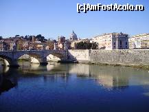 [P18] unul din numeroasele poduri peste raul Tibru  .. » foto by roxana.tomina
 - 
<span class="allrVoted glyphicon glyphicon-heart hidden" id="av330416"></span>
<a class="m-l-10 hidden" id="sv330416" onclick="voting_Foto_DelVot(,330416,3406)" role="button">șterge vot <span class="glyphicon glyphicon-remove"></span></a>
<a id="v9330416" class=" c-red"  onclick="voting_Foto_SetVot(330416)" role="button"><span class="glyphicon glyphicon-heart-empty"></span> <b>LIKE</b> = Votează poza</a> <img class="hidden"  id="f330416W9" src="/imagini/loader.gif" border="0" /><span class="AjErrMes hidden" id="e330416ErM"></span>