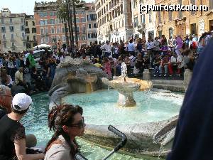 [P05] Si fantana in forma de barca din Piata Spaniei » foto by DOINITA
 - 
<span class="allrVoted glyphicon glyphicon-heart hidden" id="av598779"></span>
<a class="m-l-10 hidden" id="sv598779" onclick="voting_Foto_DelVot(,598779,3406)" role="button">șterge vot <span class="glyphicon glyphicon-remove"></span></a>
<a id="v9598779" class=" c-red"  onclick="voting_Foto_SetVot(598779)" role="button"><span class="glyphicon glyphicon-heart-empty"></span> <b>LIKE</b> = Votează poza</a> <img class="hidden"  id="f598779W9" src="/imagini/loader.gif" border="0" /><span class="AjErrMes hidden" id="e598779ErM"></span>