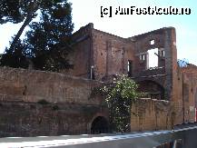 [P26] Italia - Roma - Halele lui Traian vazute din spate » foto by Diaura*
 - 
<span class="allrVoted glyphicon glyphicon-heart hidden" id="av310427"></span>
<a class="m-l-10 hidden" id="sv310427" onclick="voting_Foto_DelVot(,310427,3406)" role="button">șterge vot <span class="glyphicon glyphicon-remove"></span></a>
<a id="v9310427" class=" c-red"  onclick="voting_Foto_SetVot(310427)" role="button"><span class="glyphicon glyphicon-heart-empty"></span> <b>LIKE</b> = Votează poza</a> <img class="hidden"  id="f310427W9" src="/imagini/loader.gif" border="0" /><span class="AjErrMes hidden" id="e310427ErM"></span>