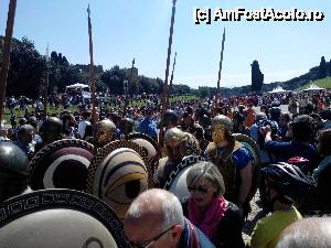 [P04] grecii cu coifurile aurii si scuturile din piele » foto by buterfly*
 - 
<span class="allrVoted glyphicon glyphicon-heart hidden" id="av505839"></span>
<a class="m-l-10 hidden" id="sv505839" onclick="voting_Foto_DelVot(,505839,3406)" role="button">șterge vot <span class="glyphicon glyphicon-remove"></span></a>
<a id="v9505839" class=" c-red"  onclick="voting_Foto_SetVot(505839)" role="button"><span class="glyphicon glyphicon-heart-empty"></span> <b>LIKE</b> = Votează poza</a> <img class="hidden"  id="f505839W9" src="/imagini/loader.gif" border="0" /><span class="AjErrMes hidden" id="e505839ErM"></span>