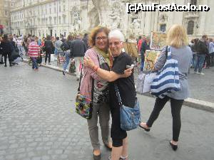 [P12] Intalnire neasteptata in Piazza Navona » foto by bica adriana
 - 
<span class="allrVoted glyphicon glyphicon-heart hidden" id="av698078"></span>
<a class="m-l-10 hidden" id="sv698078" onclick="voting_Foto_DelVot(,698078,3406)" role="button">șterge vot <span class="glyphicon glyphicon-remove"></span></a>
<a id="v9698078" class=" c-red"  onclick="voting_Foto_SetVot(698078)" role="button"><span class="glyphicon glyphicon-heart-empty"></span> <b>LIKE</b> = Votează poza</a> <img class="hidden"  id="f698078W9" src="/imagini/loader.gif" border="0" /><span class="AjErrMes hidden" id="e698078ErM"></span>