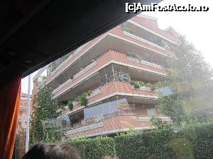 [P21] Primele blocuri la intrarea in Roma » foto by bica adriana
 - 
<span class="allrVoted glyphicon glyphicon-heart hidden" id="av698087"></span>
<a class="m-l-10 hidden" id="sv698087" onclick="voting_Foto_DelVot(,698087,3406)" role="button">șterge vot <span class="glyphicon glyphicon-remove"></span></a>
<a id="v9698087" class=" c-red"  onclick="voting_Foto_SetVot(698087)" role="button"><span class="glyphicon glyphicon-heart-empty"></span> <b>LIKE</b> = Votează poza</a> <img class="hidden"  id="f698087W9" src="/imagini/loader.gif" border="0" /><span class="AjErrMes hidden" id="e698087ErM"></span>