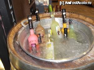 [P32] Cu ce va servesc?  » foto by balasa violeta
 - 
<span class="allrVoted glyphicon glyphicon-heart hidden" id="av694701"></span>
<a class="m-l-10 hidden" id="sv694701" onclick="voting_Foto_DelVot(,694701,3406)" role="button">șterge vot <span class="glyphicon glyphicon-remove"></span></a>
<a id="v9694701" class=" c-red"  onclick="voting_Foto_SetVot(694701)" role="button"><span class="glyphicon glyphicon-heart-empty"></span> <b>LIKE</b> = Votează poza</a> <img class="hidden"  id="f694701W9" src="/imagini/loader.gif" border="0" /><span class="AjErrMes hidden" id="e694701ErM"></span>