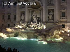 [P02] Fontana di trevi » foto by dana67
 - 
<span class="allrVoted glyphicon glyphicon-heart hidden" id="av818511"></span>
<a class="m-l-10 hidden" id="sv818511" onclick="voting_Foto_DelVot(,818511,3406)" role="button">șterge vot <span class="glyphicon glyphicon-remove"></span></a>
<a id="v9818511" class=" c-red"  onclick="voting_Foto_SetVot(818511)" role="button"><span class="glyphicon glyphicon-heart-empty"></span> <b>LIKE</b> = Votează poza</a> <img class="hidden"  id="f818511W9" src="/imagini/loader.gif" border="0" /><span class="AjErrMes hidden" id="e818511ErM"></span>