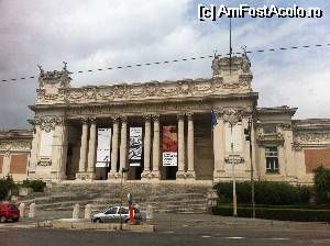 [P06] Muzeul de arta moderna (cand iesi din parc Borghese)  » foto by ElenaP
 - 
<span class="allrVoted glyphicon glyphicon-heart hidden" id="av523384"></span>
<a class="m-l-10 hidden" id="sv523384" onclick="voting_Foto_DelVot(,523384,3406)" role="button">șterge vot <span class="glyphicon glyphicon-remove"></span></a>
<a id="v9523384" class=" c-red"  onclick="voting_Foto_SetVot(523384)" role="button"><span class="glyphicon glyphicon-heart-empty"></span> <b>LIKE</b> = Votează poza</a> <img class="hidden"  id="f523384W9" src="/imagini/loader.gif" border="0" /><span class="AjErrMes hidden" id="e523384ErM"></span>