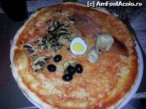 [P04] Pizza de 5 euro - la meniu 14 euro » foto by cdg_003
 - 
<span class="allrVoted glyphicon glyphicon-heart hidden" id="av554477"></span>
<a class="m-l-10 hidden" id="sv554477" onclick="voting_Foto_DelVot(,554477,3406)" role="button">șterge vot <span class="glyphicon glyphicon-remove"></span></a>
<a id="v9554477" class=" c-red"  onclick="voting_Foto_SetVot(554477)" role="button"><span class="glyphicon glyphicon-heart-empty"></span> <b>LIKE</b> = Votează poza</a> <img class="hidden"  id="f554477W9" src="/imagini/loader.gif" border="0" /><span class="AjErrMes hidden" id="e554477ErM"></span>