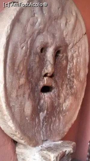 [P26] Bocca de la verita » foto by monaca
 - 
<span class="allrVoted glyphicon glyphicon-heart hidden" id="av781715"></span>
<a class="m-l-10 hidden" id="sv781715" onclick="voting_Foto_DelVot(,781715,3406)" role="button">șterge vot <span class="glyphicon glyphicon-remove"></span></a>
<a id="v9781715" class=" c-red"  onclick="voting_Foto_SetVot(781715)" role="button"><span class="glyphicon glyphicon-heart-empty"></span> <b>LIKE</b> = Votează poza</a> <img class="hidden"  id="f781715W9" src="/imagini/loader.gif" border="0" /><span class="AjErrMes hidden" id="e781715ErM"></span>