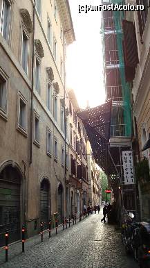 [P02] Straduta din Roma , cocheta si ingusta, pavata de romani! ( sau de primarie ..) » foto by CristinaBr
 - 
<span class="allrVoted glyphicon glyphicon-heart hidden" id="av197318"></span>
<a class="m-l-10 hidden" id="sv197318" onclick="voting_Foto_DelVot(,197318,3406)" role="button">șterge vot <span class="glyphicon glyphicon-remove"></span></a>
<a id="v9197318" class=" c-red"  onclick="voting_Foto_SetVot(197318)" role="button"><span class="glyphicon glyphicon-heart-empty"></span> <b>LIKE</b> = Votează poza</a> <img class="hidden"  id="f197318W9" src="/imagini/loader.gif" border="0" /><span class="AjErrMes hidden" id="e197318ErM"></span>