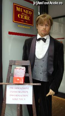 [P07] VIP in Roma ! Era amabil si dadea si informatii .. » foto by CristinaBr
 - 
<span class="allrVoted glyphicon glyphicon-heart hidden" id="av197323"></span>
<a class="m-l-10 hidden" id="sv197323" onclick="voting_Foto_DelVot(,197323,3406)" role="button">șterge vot <span class="glyphicon glyphicon-remove"></span></a>
<a id="v9197323" class=" c-red"  onclick="voting_Foto_SetVot(197323)" role="button"><span class="glyphicon glyphicon-heart-empty"></span> <b>LIKE</b> = Votează poza</a> <img class="hidden"  id="f197323W9" src="/imagini/loader.gif" border="0" /><span class="AjErrMes hidden" id="e197323ErM"></span>