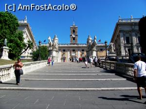 [P09] Cordonata este o scara proiectata de Michelagelo, care urca in Piata Capitoliului » foto by Radu Tudoran
 - 
<span class="allrVoted glyphicon glyphicon-heart hidden" id="av713526"></span>
<a class="m-l-10 hidden" id="sv713526" onclick="voting_Foto_DelVot(,713526,3406)" role="button">șterge vot <span class="glyphicon glyphicon-remove"></span></a>
<a id="v9713526" class=" c-red"  onclick="voting_Foto_SetVot(713526)" role="button"><span class="glyphicon glyphicon-heart-empty"></span> <b>LIKE</b> = Votează poza</a> <img class="hidden"  id="f713526W9" src="/imagini/loader.gif" border="0" /><span class="AjErrMes hidden" id="e713526ErM"></span>