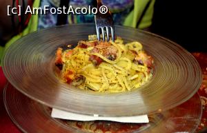 [P09] Roma - Restaurant Fashion It - Cele mai bune Paste Carbonara mancate de mine vreodata » foto by alina1104
 - 
<span class="allrVoted glyphicon glyphicon-heart hidden" id="av717824"></span>
<a class="m-l-10 hidden" id="sv717824" onclick="voting_Foto_DelVot(,717824,3406)" role="button">șterge vot <span class="glyphicon glyphicon-remove"></span></a>
<a id="v9717824" class=" c-red"  onclick="voting_Foto_SetVot(717824)" role="button"><span class="glyphicon glyphicon-heart-empty"></span> <b>LIKE</b> = Votează poza</a> <img class="hidden"  id="f717824W9" src="/imagini/loader.gif" border="0" /><span class="AjErrMes hidden" id="e717824ErM"></span>