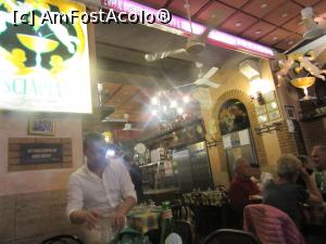 [P11] Chelner sfârlează » foto by Michi
 - 
<span class="allrVoted glyphicon glyphicon-heart hidden" id="av745669"></span>
<a class="m-l-10 hidden" id="sv745669" onclick="voting_Foto_DelVot(,745669,3406)" role="button">șterge vot <span class="glyphicon glyphicon-remove"></span></a>
<a id="v9745669" class=" c-red"  onclick="voting_Foto_SetVot(745669)" role="button"><span class="glyphicon glyphicon-heart-empty"></span> <b>LIKE</b> = Votează poza</a> <img class="hidden"  id="f745669W9" src="/imagini/loader.gif" border="0" /><span class="AjErrMes hidden" id="e745669ErM"></span>