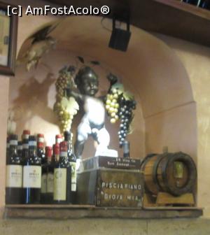 [P12] Emblema restaurantului » foto by Michi
 - 
<span class="allrVoted glyphicon glyphicon-heart hidden" id="av745670"></span>
<a class="m-l-10 hidden" id="sv745670" onclick="voting_Foto_DelVot(,745670,3406)" role="button">șterge vot <span class="glyphicon glyphicon-remove"></span></a>
<a id="v9745670" class=" c-red"  onclick="voting_Foto_SetVot(745670)" role="button"><span class="glyphicon glyphicon-heart-empty"></span> <b>LIKE</b> = Votează poza</a> <img class="hidden"  id="f745670W9" src="/imagini/loader.gif" border="0" /><span class="AjErrMes hidden" id="e745670ErM"></span>