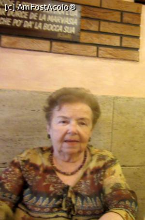 [P13] Mama Michi aşteptând mâncarea » foto by Michi
 - 
<span class="allrVoted glyphicon glyphicon-heart hidden" id="av745671"></span>
<a class="m-l-10 hidden" id="sv745671" onclick="voting_Foto_DelVot(,745671,3406)" role="button">șterge vot <span class="glyphicon glyphicon-remove"></span></a>
<a id="v9745671" class=" c-red"  onclick="voting_Foto_SetVot(745671)" role="button"><span class="glyphicon glyphicon-heart-empty"></span> <b>LIKE</b> = Votează poza</a> <img class="hidden"  id="f745671W9" src="/imagini/loader.gif" border="0" /><span class="AjErrMes hidden" id="e745671ErM"></span>