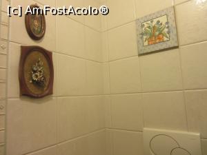 [P17] Toaleta cu decoraţiuni » foto by Michi
 - 
<span class="allrVoted glyphicon glyphicon-heart hidden" id="av745675"></span>
<a class="m-l-10 hidden" id="sv745675" onclick="voting_Foto_DelVot(,745675,3406)" role="button">șterge vot <span class="glyphicon glyphicon-remove"></span></a>
<a id="v9745675" class=" c-red"  onclick="voting_Foto_SetVot(745675)" role="button"><span class="glyphicon glyphicon-heart-empty"></span> <b>LIKE</b> = Votează poza</a> <img class="hidden"  id="f745675W9" src="/imagini/loader.gif" border="0" /><span class="AjErrMes hidden" id="e745675ErM"></span>