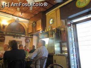 [P09] Intrarea în tratoria Piscipiano » foto by Michi
 - 
<span class="allrVoted glyphicon glyphicon-heart hidden" id="av745667"></span>
<a class="m-l-10 hidden" id="sv745667" onclick="voting_Foto_DelVot(,745667,3406)" role="button">șterge vot <span class="glyphicon glyphicon-remove"></span></a>
<a id="v9745667" class=" c-red"  onclick="voting_Foto_SetVot(745667)" role="button"><span class="glyphicon glyphicon-heart-empty"></span> <b>LIKE</b> = Votează poza</a> <img class="hidden"  id="f745667W9" src="/imagini/loader.gif" border="0" /><span class="AjErrMes hidden" id="e745667ErM"></span>