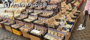 [P32] Campo de&rsquo; Fiori, condimente » foto by irinad
 - 
<span class="allrVoted glyphicon glyphicon-heart hidden" id="av1383987"></span>
<a class="m-l-10 hidden" id="sv1383987" onclick="voting_Foto_DelVot(,1383987,3406)" role="button">șterge vot <span class="glyphicon glyphicon-remove"></span></a>
<a id="v91383987" class=" c-red"  onclick="voting_Foto_SetVot(1383987)" role="button"><span class="glyphicon glyphicon-heart-empty"></span> <b>LIKE</b> = Votează poza</a> <img class="hidden"  id="f1383987W9" src="/imagini/loader.gif" border="0" /><span class="AjErrMes hidden" id="e1383987ErM"></span>