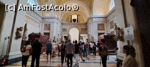 [P80] Intrăm &icirc;n Sala della Croce Greca cu cele două sarcofage ale &Icirc;mpărătesei Elena şi Constance, fiica &Icirc;mpăratului Constantin » foto by irinad
 - 
<span class="allrVoted glyphicon glyphicon-heart hidden" id="av1384035"></span>
<a class="m-l-10 hidden" id="sv1384035" onclick="voting_Foto_DelVot(,1384035,3406)" role="button">șterge vot <span class="glyphicon glyphicon-remove"></span></a>
<a id="v91384035" class=" c-red"  onclick="voting_Foto_SetVot(1384035)" role="button"><span class="glyphicon glyphicon-heart-empty"></span> <b>LIKE</b> = Votează poza</a> <img class="hidden"  id="f1384035W9" src="/imagini/loader.gif" border="0" /><span class="AjErrMes hidden" id="e1384035ErM"></span>