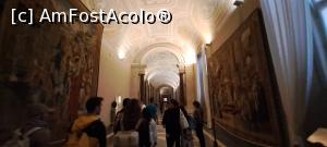 [P83] Galeria Tapiseriilor » foto by irinad
 - 
<span class="allrVoted glyphicon glyphicon-heart hidden" id="av1384038"></span>
<a class="m-l-10 hidden" id="sv1384038" onclick="voting_Foto_DelVot(,1384038,3406)" role="button">șterge vot <span class="glyphicon glyphicon-remove"></span></a>
<a id="v91384038" class=" c-red"  onclick="voting_Foto_SetVot(1384038)" role="button"><span class="glyphicon glyphicon-heart-empty"></span> <b>LIKE</b> = Votează poza</a> <img class="hidden"  id="f1384038W9" src="/imagini/loader.gif" border="0" /><span class="AjErrMes hidden" id="e1384038ErM"></span>