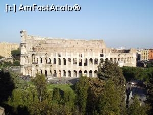 [P46] Colosseum văzut de sus, de pe Colina Palatină » foto by irinad
 - 
<span class="allrVoted glyphicon glyphicon-heart hidden" id="av836882"></span>
<a class="m-l-10 hidden" id="sv836882" onclick="voting_Foto_DelVot(,836882,3406)" role="button">șterge vot <span class="glyphicon glyphicon-remove"></span></a>
<a id="v9836882" class=" c-red"  onclick="voting_Foto_SetVot(836882)" role="button"><span class="glyphicon glyphicon-heart-empty"></span> <b>LIKE</b> = Votează poza</a> <img class="hidden"  id="f836882W9" src="/imagini/loader.gif" border="0" /><span class="AjErrMes hidden" id="e836882ErM"></span>