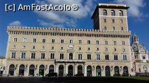 [P05] Palazzo di Venezia » foto by irinad
 - 
<span class="allrVoted glyphicon glyphicon-heart hidden" id="av838383"></span>
<a class="m-l-10 hidden" id="sv838383" onclick="voting_Foto_DelVot(,838383,3406)" role="button">șterge vot <span class="glyphicon glyphicon-remove"></span></a>
<a id="v9838383" class=" c-red"  onclick="voting_Foto_SetVot(838383)" role="button"><span class="glyphicon glyphicon-heart-empty"></span> <b>LIKE</b> = Votează poza</a> <img class="hidden"  id="f838383W9" src="/imagini/loader.gif" border="0" /><span class="AjErrMes hidden" id="e838383ErM"></span>