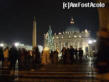 [P17] Piaza San Pietro in noaptea de revelion » foto by AndreeaSava*
 - 
<span class="allrVoted glyphicon glyphicon-heart hidden" id="av190772"></span>
<a class="m-l-10 hidden" id="sv190772" onclick="voting_Foto_DelVot(,190772,3406)" role="button">șterge vot <span class="glyphicon glyphicon-remove"></span></a>
<a id="v9190772" class=" c-red"  onclick="voting_Foto_SetVot(190772)" role="button"><span class="glyphicon glyphicon-heart-empty"></span> <b>LIKE</b> = Votează poza</a> <img class="hidden"  id="f190772W9" src="/imagini/loader.gif" border="0" /><span class="AjErrMes hidden" id="e190772ErM"></span>