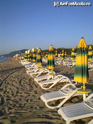 [P09] Plaja Albena » foto by Ioana Corches*
 - 
<span class="allrVoted glyphicon glyphicon-heart hidden" id="av428763"></span>
<a class="m-l-10 hidden" id="sv428763" onclick="voting_Foto_DelVot(,428763,3407)" role="button">șterge vot <span class="glyphicon glyphicon-remove"></span></a>
<a id="v9428763" class=" c-red"  onclick="voting_Foto_SetVot(428763)" role="button"><span class="glyphicon glyphicon-heart-empty"></span> <b>LIKE</b> = Votează poza</a> <img class="hidden"  id="f428763W9" src="/imagini/loader.gif" border="0" /><span class="AjErrMes hidden" id="e428763ErM"></span>