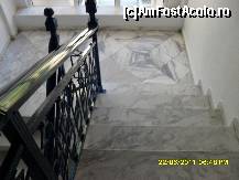 [P02] scarile din marmura care urca la etaj » foto by adryana
 - 
<span class="allrVoted glyphicon glyphicon-heart hidden" id="av227066"></span>
<a class="m-l-10 hidden" id="sv227066" onclick="voting_Foto_DelVot(,227066,3408)" role="button">șterge vot <span class="glyphicon glyphicon-remove"></span></a>
<a id="v9227066" class=" c-red"  onclick="voting_Foto_SetVot(227066)" role="button"><span class="glyphicon glyphicon-heart-empty"></span> <b>LIKE</b> = Votează poza</a> <img class="hidden"  id="f227066W9" src="/imagini/loader.gif" border="0" /><span class="AjErrMes hidden" id="e227066ErM"></span>