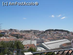 [P41] Trei miradouro aliniate
De la stanga spre dreapta :
M. Senhora do Monte
M. Graca
M. castel san Jorge » foto by mecut
 - 
<span class="allrVoted glyphicon glyphicon-heart hidden" id="av720747"></span>
<a class="m-l-10 hidden" id="sv720747" onclick="voting_Foto_DelVot(,720747,3414)" role="button">șterge vot <span class="glyphicon glyphicon-remove"></span></a>
<a id="v9720747" class=" c-red"  onclick="voting_Foto_SetVot(720747)" role="button"><span class="glyphicon glyphicon-heart-empty"></span> <b>LIKE</b> = Votează poza</a> <img class="hidden"  id="f720747W9" src="/imagini/loader.gif" border="0" /><span class="AjErrMes hidden" id="e720747ErM"></span>